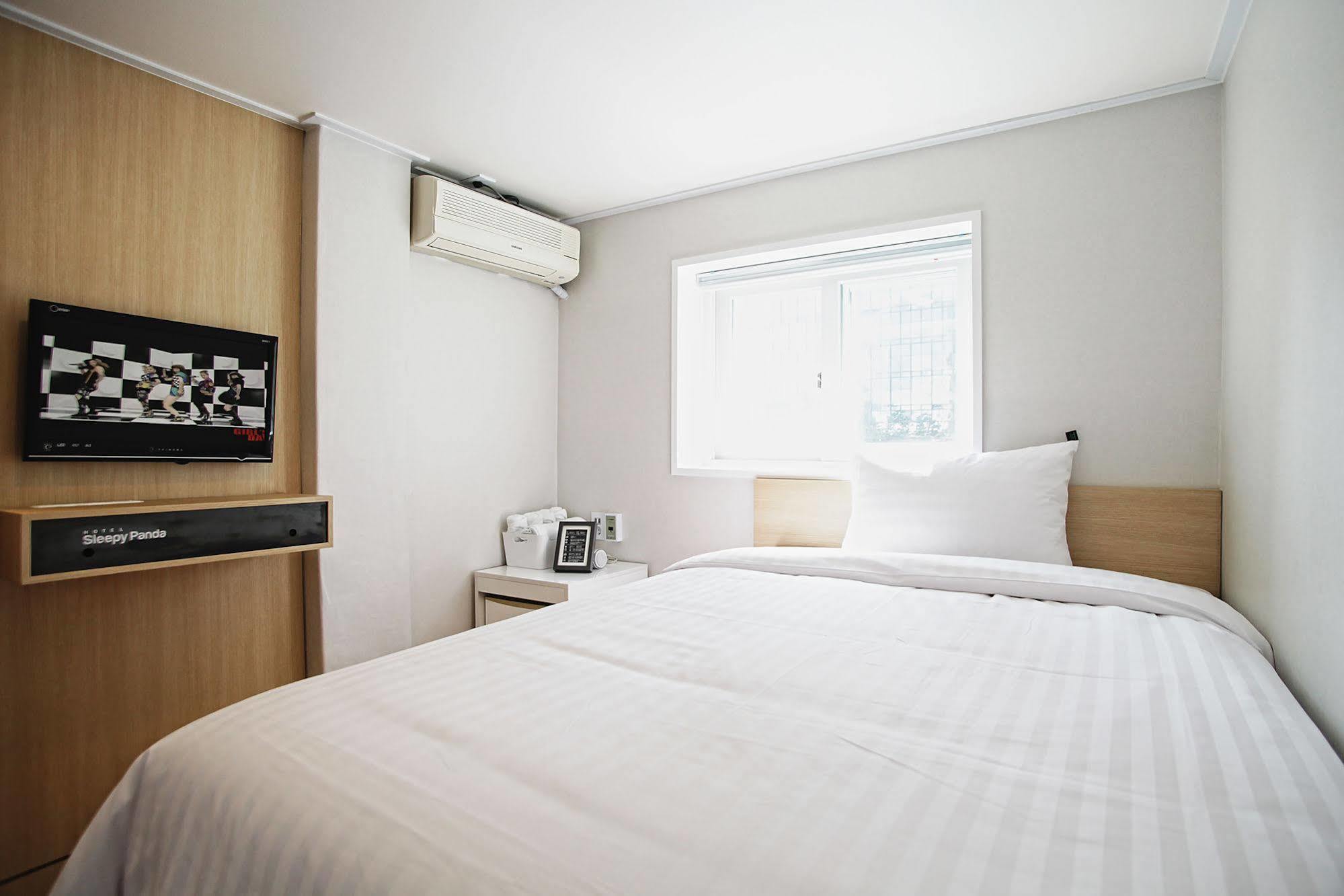 Hotel Sleepy Panda Streamwalk Seoul Jongno Exterior photo